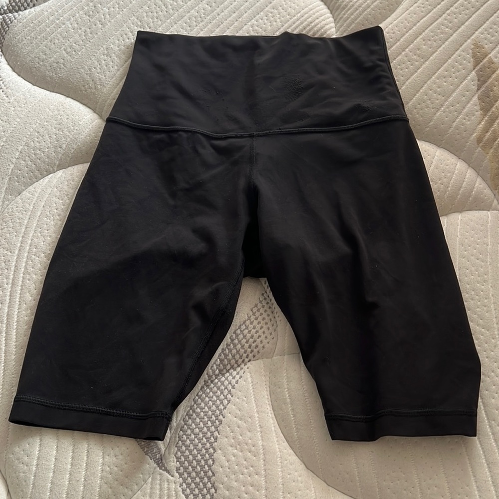 Lululemon Align shorts 10” US 8 black